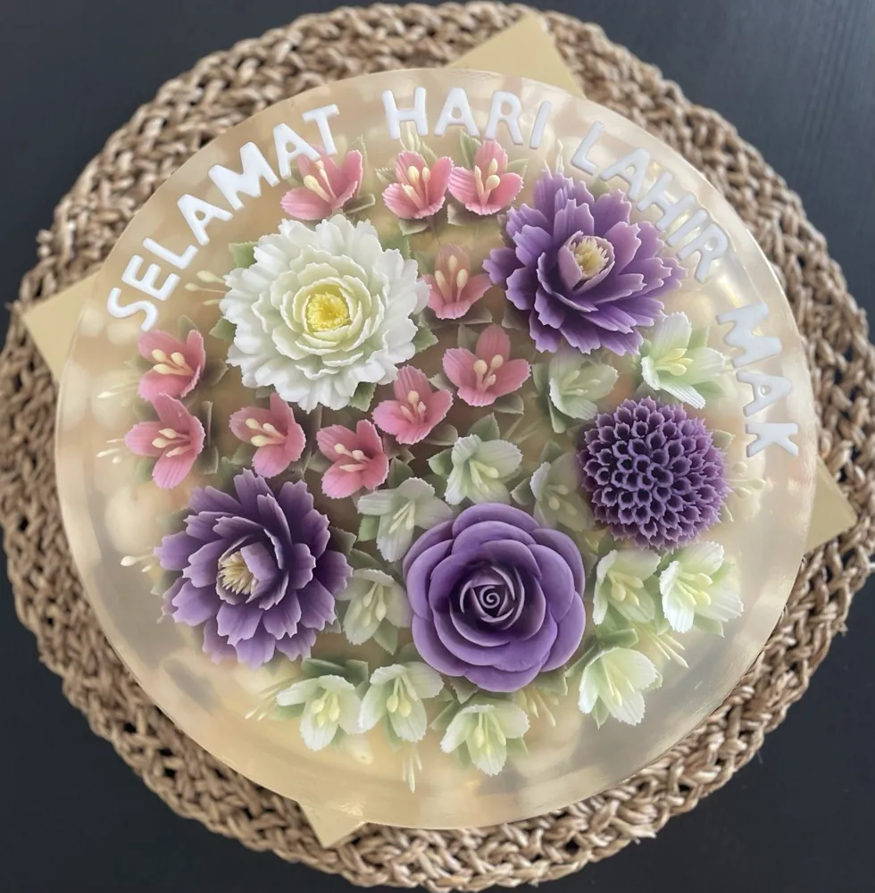Lavender Blossom 3D jelly cake, viewed from above