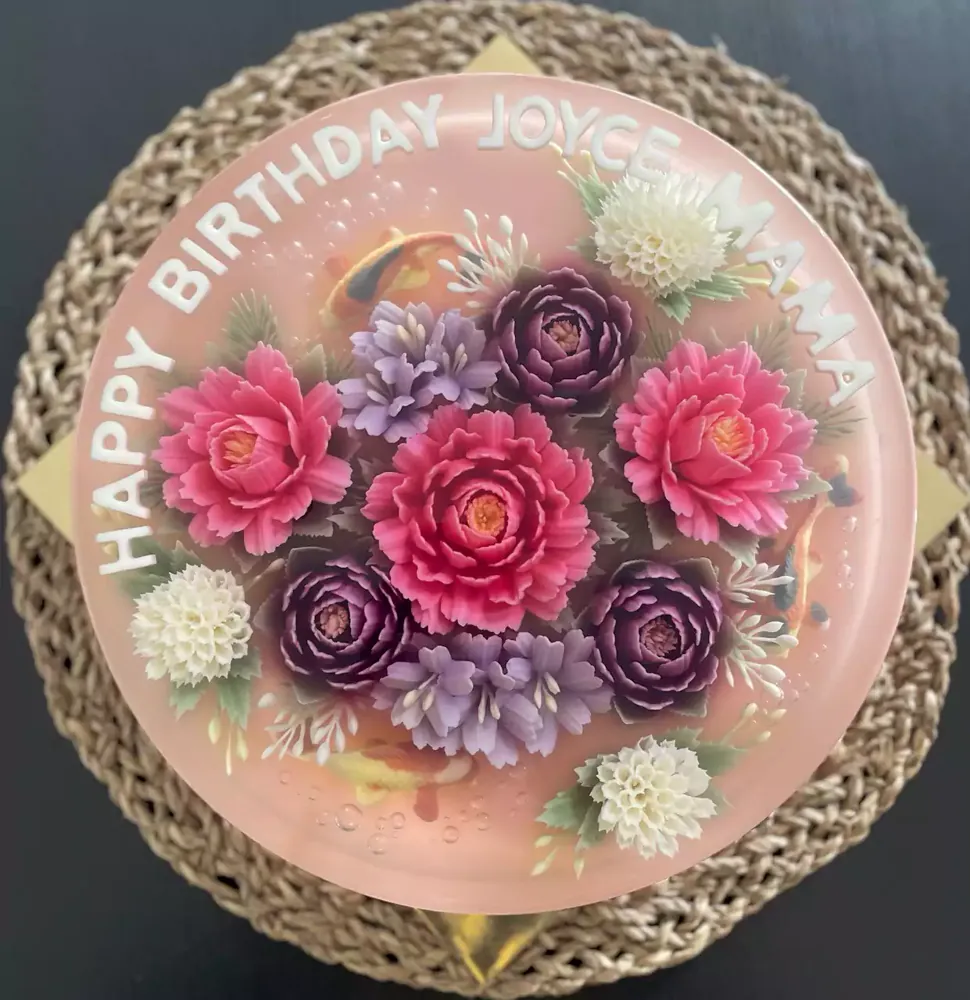 Rose Garden Romance 3D jelly cake, viewed from above